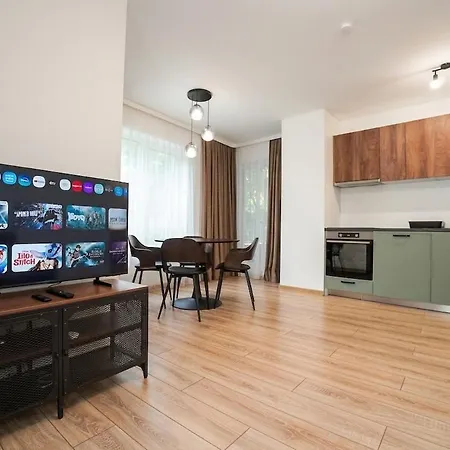 Airport Area Three 3km Double Free Parking Apartamento